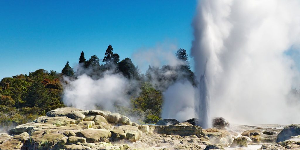 pohutu geyser 